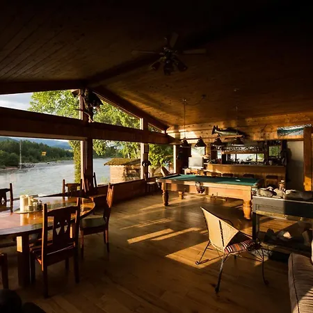 Skeena River House Bed & Breakfast-2