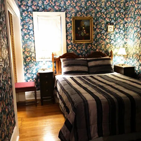 Acacia Bed & Breakfast-2
