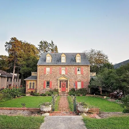 Cedars Of Williamsburg Bed & Breakfast-2