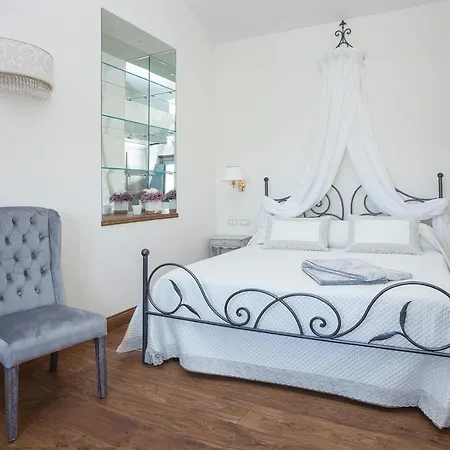 Podere La Contessa B&B-2