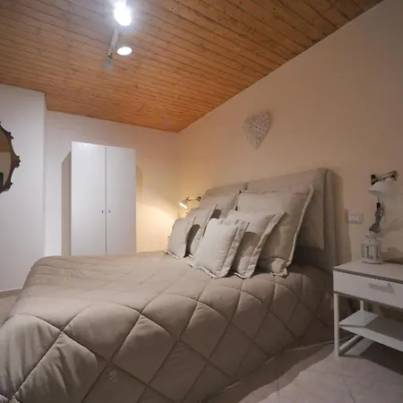 Nicole House-2