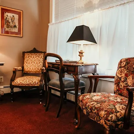 China Clipper Inn (Adults Only)-2