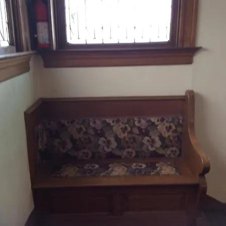 Crescent Lily Inn-3