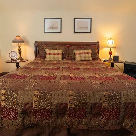 Spencer House Bed & Breakfast-3
