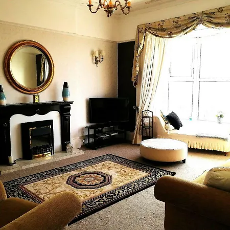 Malvern House-2
