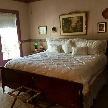 Ruah Bed & Breakfast-2