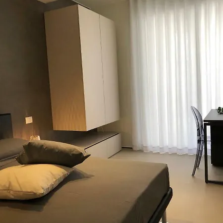 Golden Suites 50-3