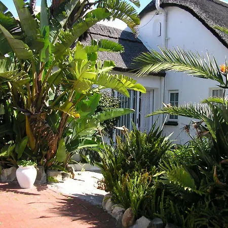 Lagoon Lodge-3