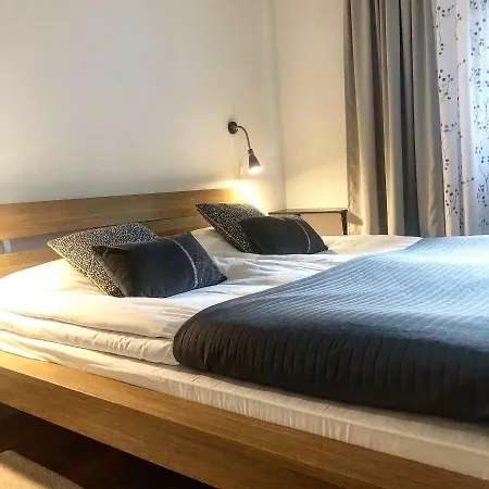 Bed&Breakfast 33-3