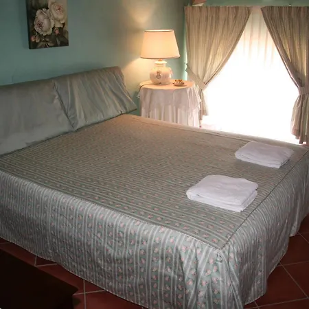 B&B Macchia d'Olmo-3