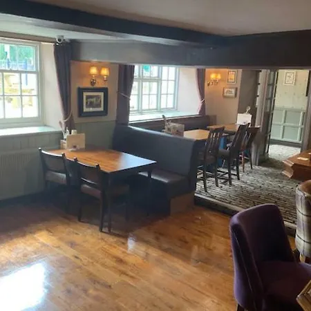 Swan & Talbot Inn-2