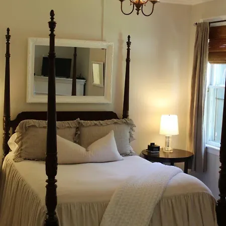 Federal House Inn-3