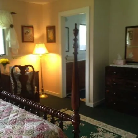At The End Of The Road Bed And Breakfast-3