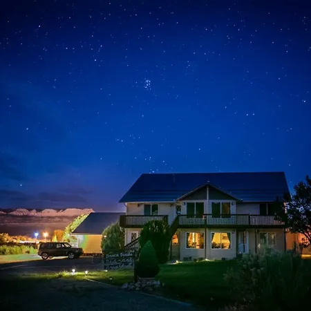 Bryce Trails Bed And Breakfast-3