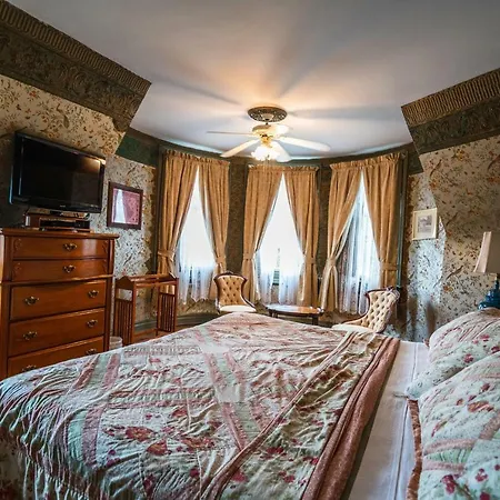 Wilson House Bed & Breakfast-3