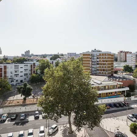 Lisbon Airport Suites-3