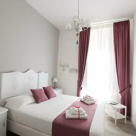 Chiaia Bridge B&B-3