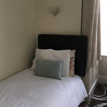 Four Seasons Guest House-3