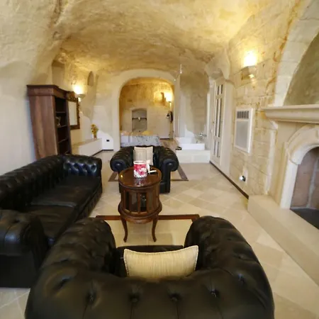 Alla dimora di Chiara Suite&Rooms-2