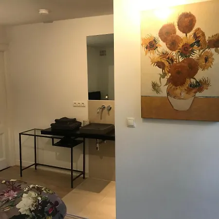 B&B Midtown Amsterdam-3