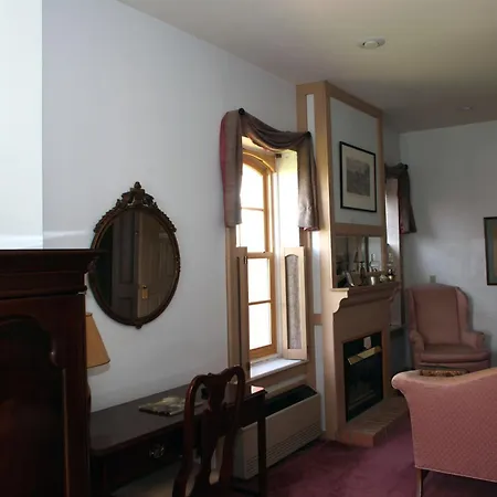 Oak Valley Inn And Suites-2