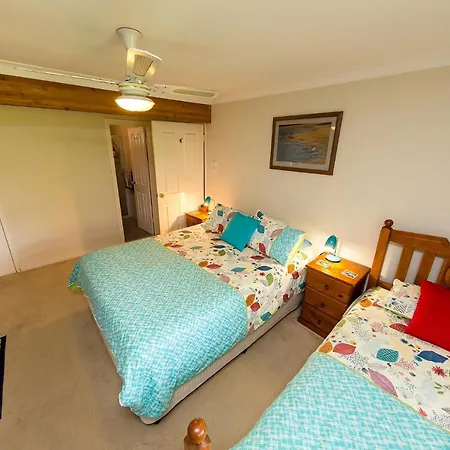Broadwater Bed And Breakfast-3