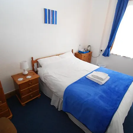 Whiteways Guest House-2