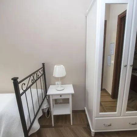 Bed&Breakfast Vacanze Romane-3