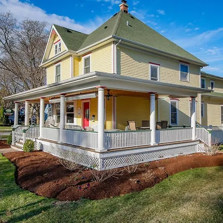 Harrison House Bed & Breakfast-2