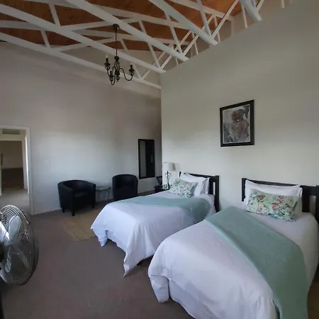 Caxton Manor B&B-2