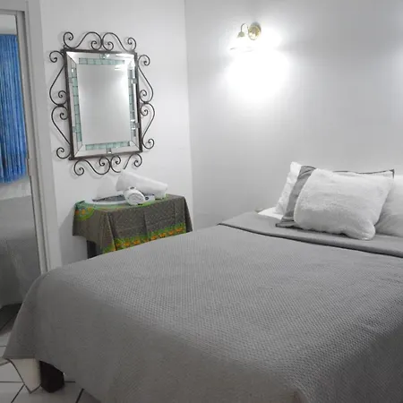 Alexandross Hostel-2