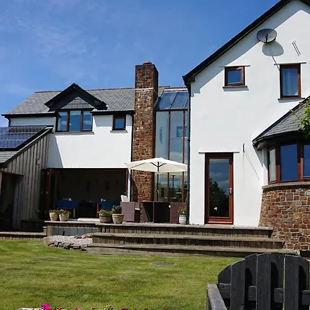 Oak Lodge B&B-3