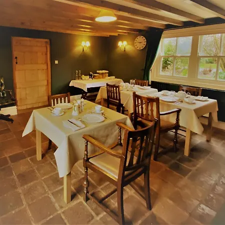 Hollies Farm B&B-2