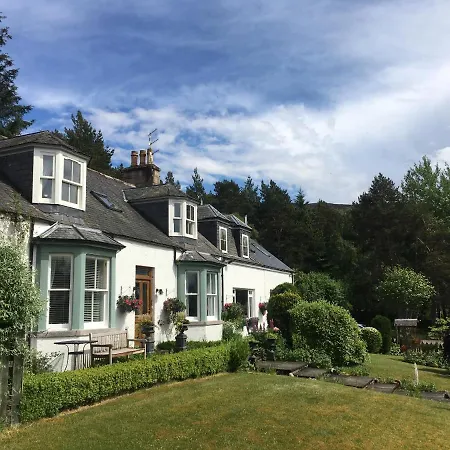 Cranford Guest House-3