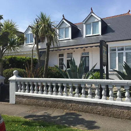 Trewinda Lodge-3