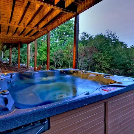 Aska Adventure Lodge- Big Game Room | Outdoor Fireplace | Firepit | Hot Tub-2