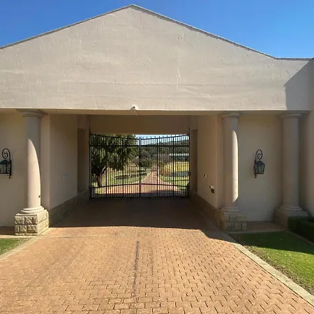 Tamryn Manor Guest House-2