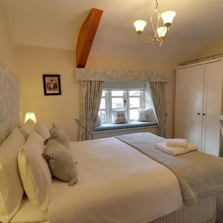 Millstream Cottage B & B-2