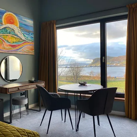 Stones Luxury B&B With Hot Tub And Self-Contained Rooms-3