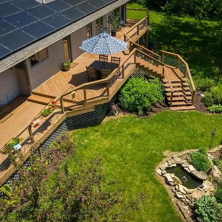 Hawk Valley Retreat & Cottages-2