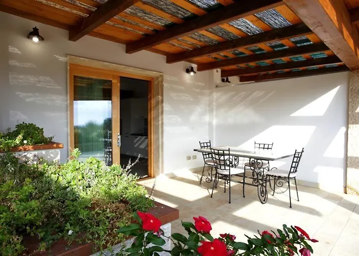 Bed and BreakfastCala Azul Residence