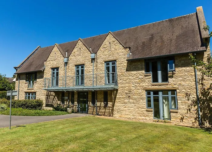 Middle Aston House Bed & Breakfast