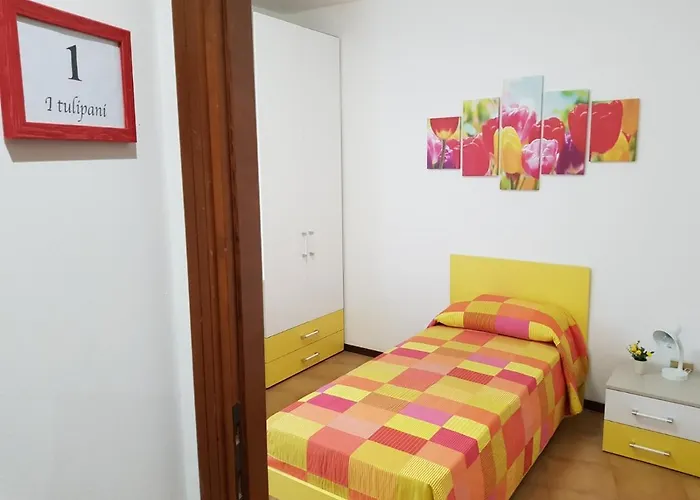 MAYFLOWERS B&B Zona Ospedale Cisanello Pisa