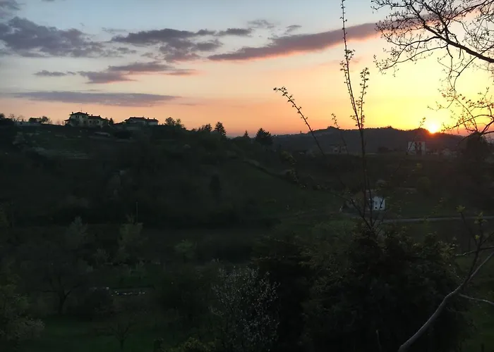 Bed and Breakfast Cascina Angela Gavi
