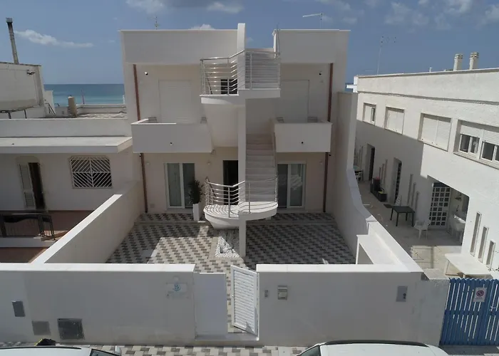 Baia Azzurra B&B Torre Lapillo