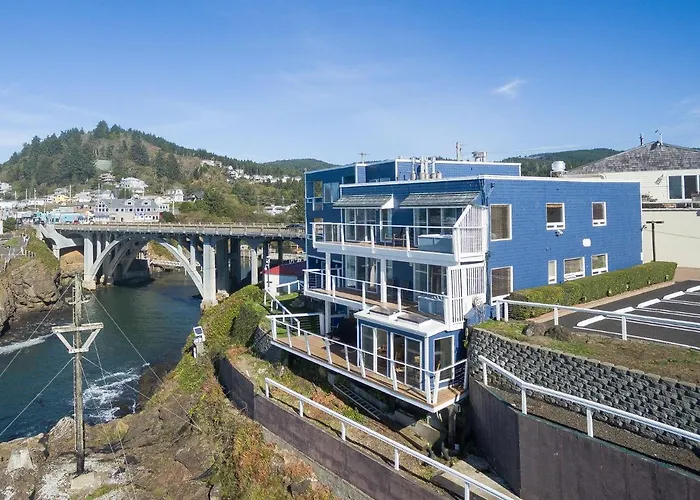 Channel House Depoe Bay