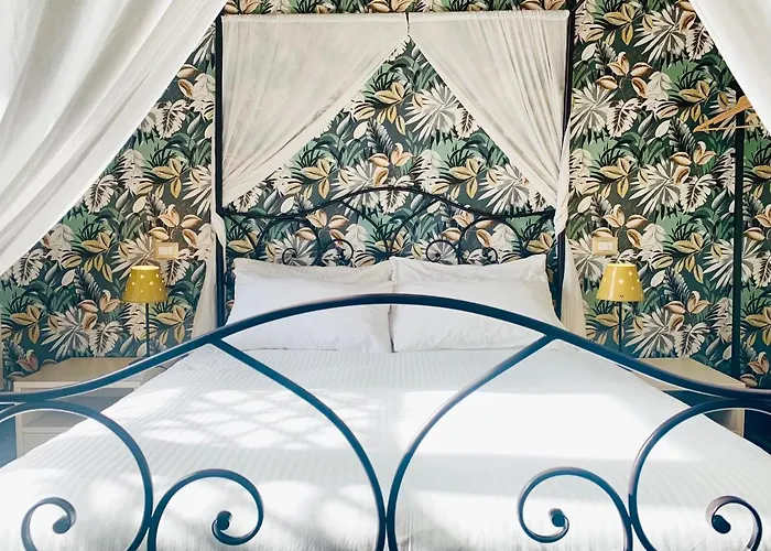 Grand Tour Design Guest House Catania Self Check-In