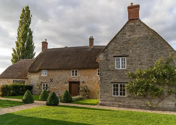 Middle Farm House Ditcheat