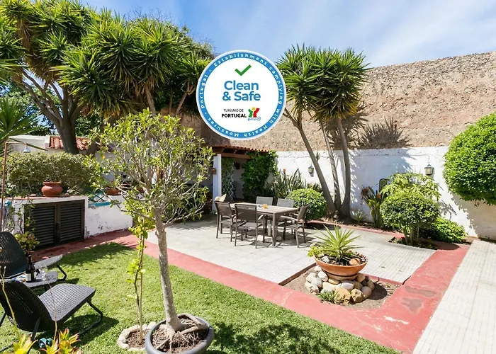 3 Marias Garden House B&B Lagos
