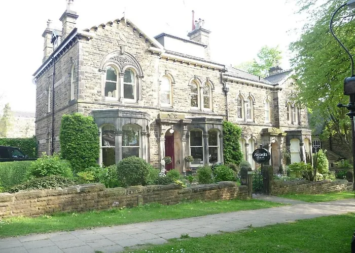 Alexandra Court Bed & Breakfast